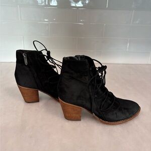 Sam Edelman Black Lace-Up Boots with Brown Heel